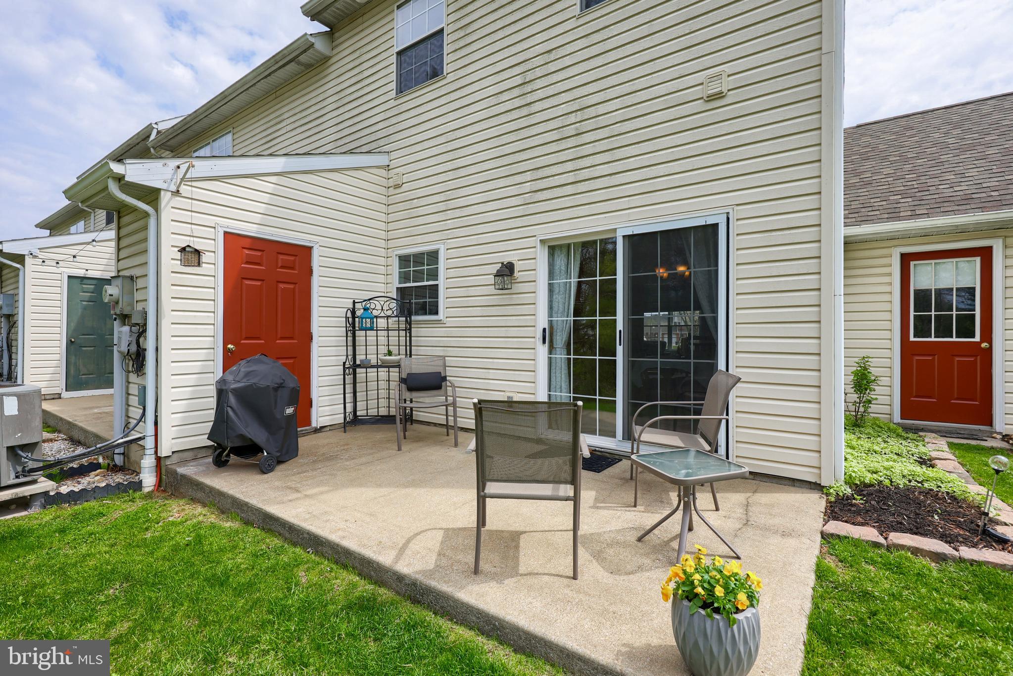 THOMAS GARDENS - Residential