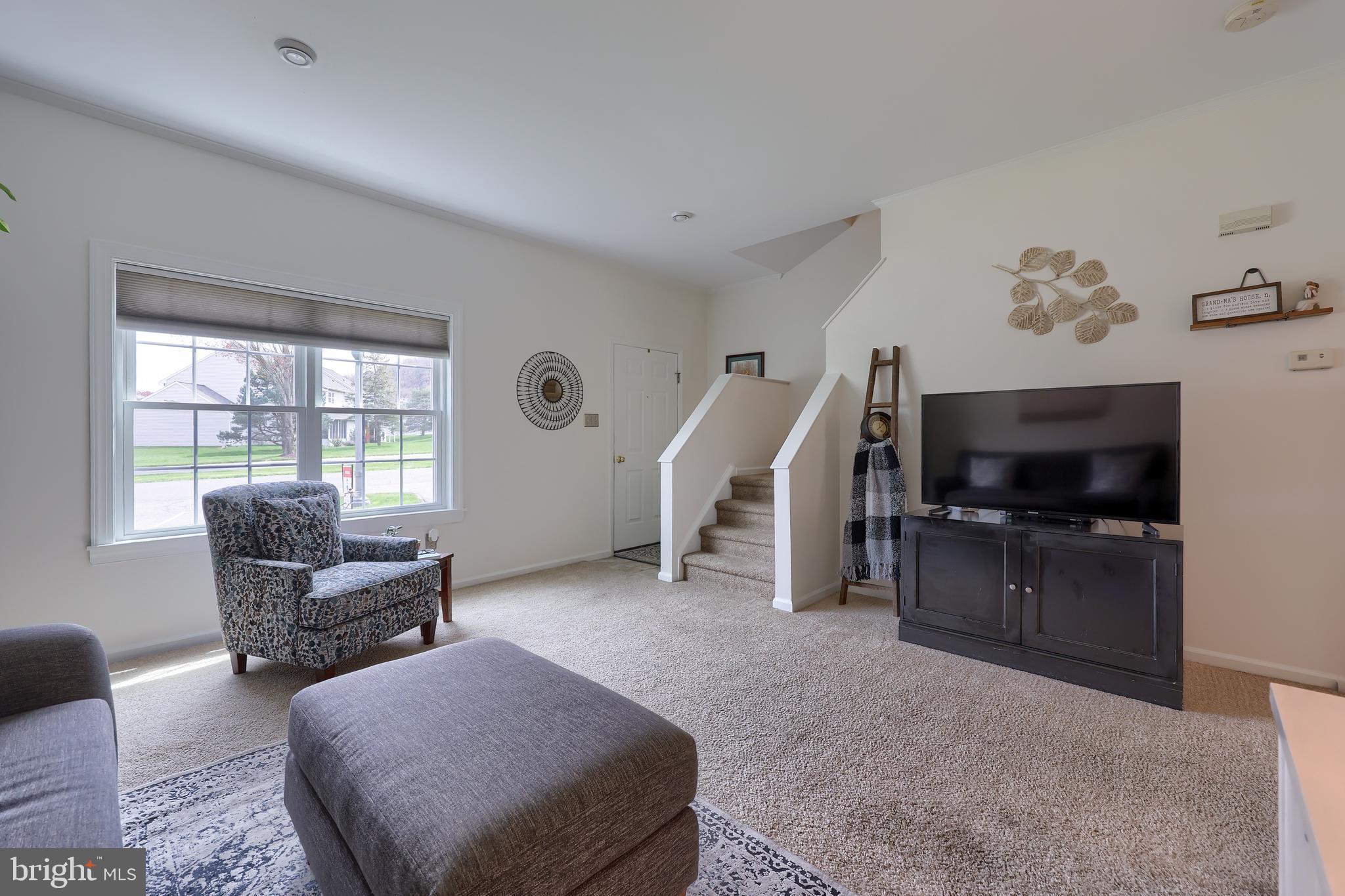 THOMAS GARDENS - Residential