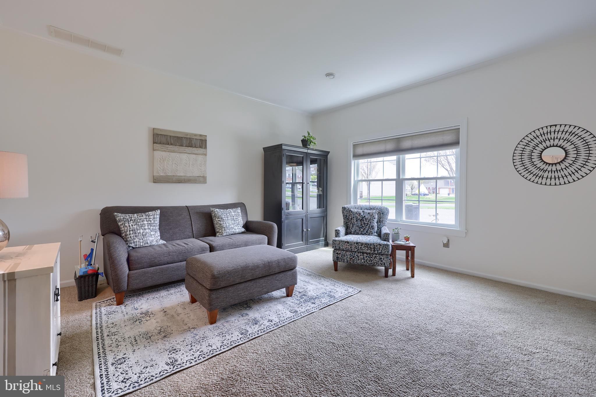 THOMAS GARDENS - Residential