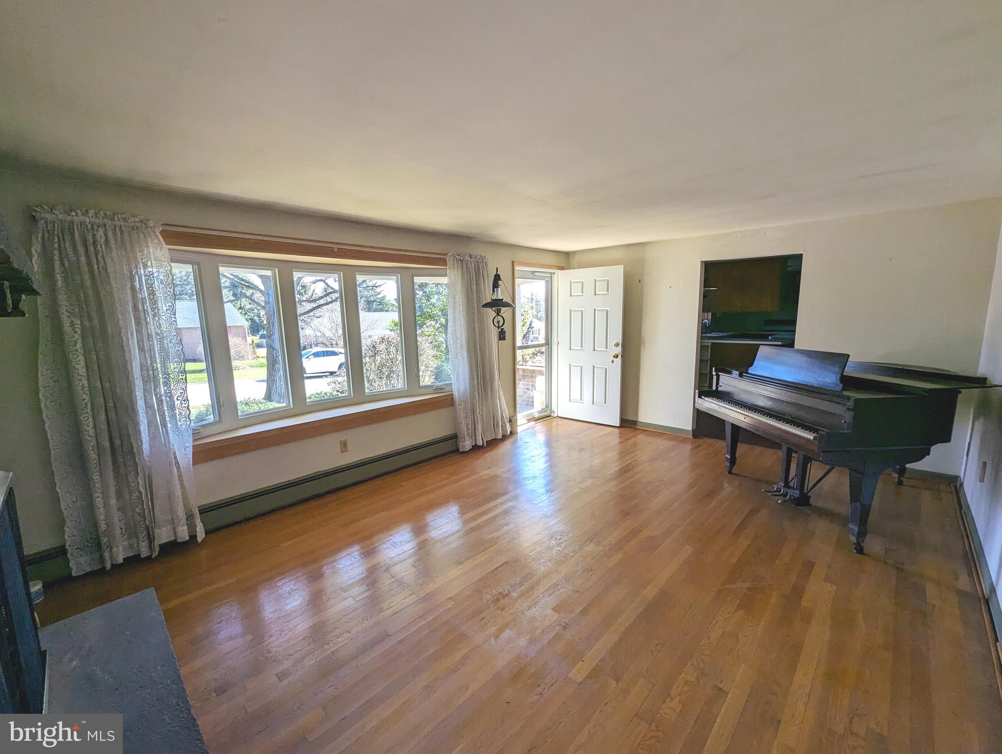 SHREWSBURY - Residential