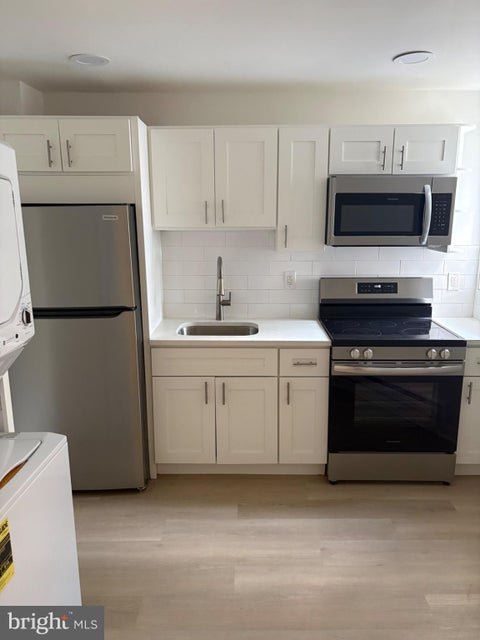 Condo For Rent - 5554 Lansdowne Avenue #2<br/> Philadelphia County, PHILADELPHIA, PA 19131