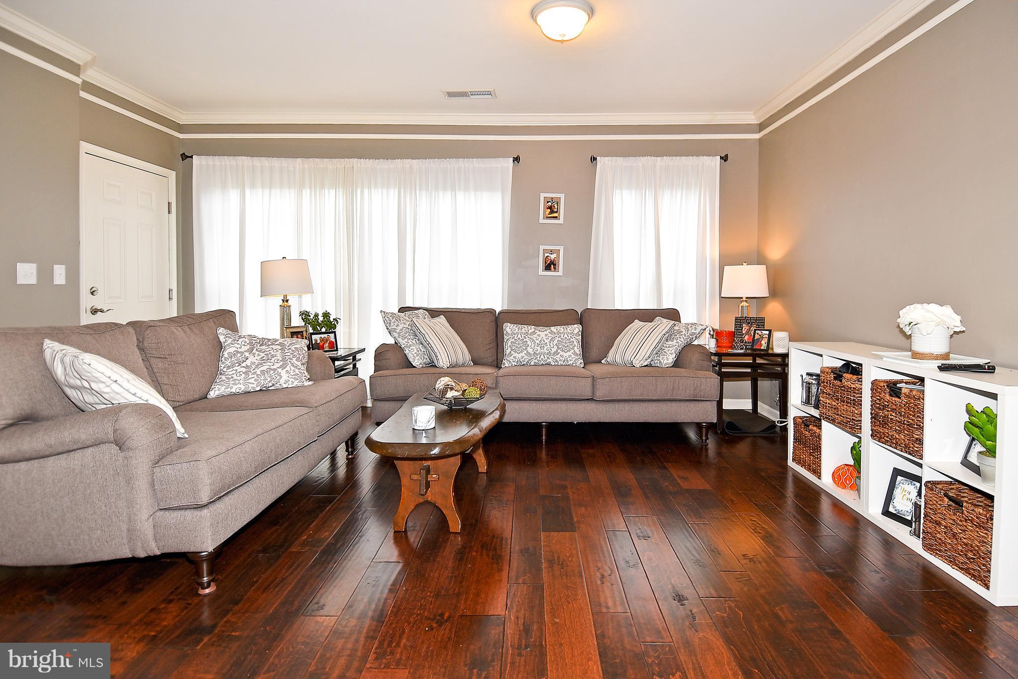 POTOMAC CLUB - Residential