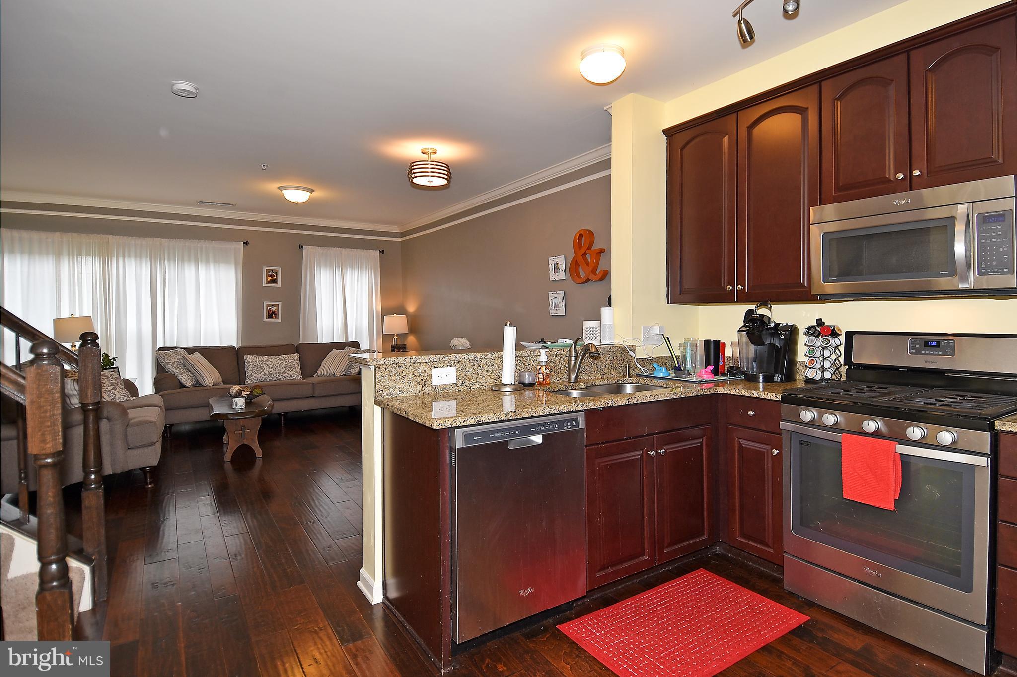 POTOMAC CLUB - Residential