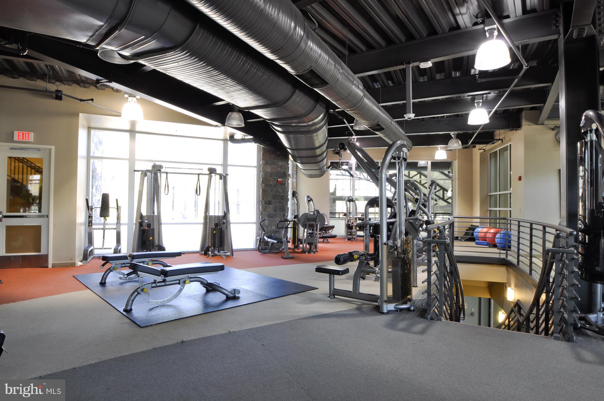 POTOMAC CLUB - Residential