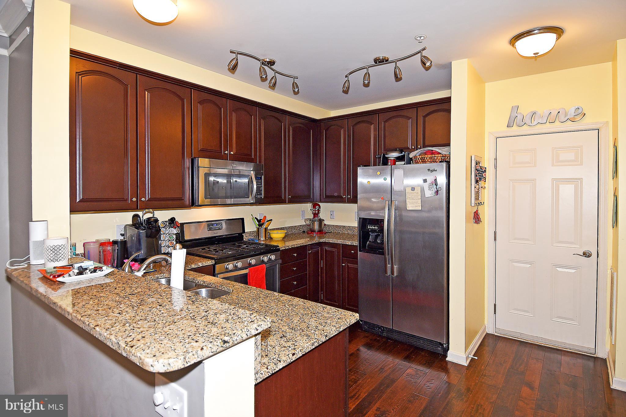 POTOMAC CLUB - Residential