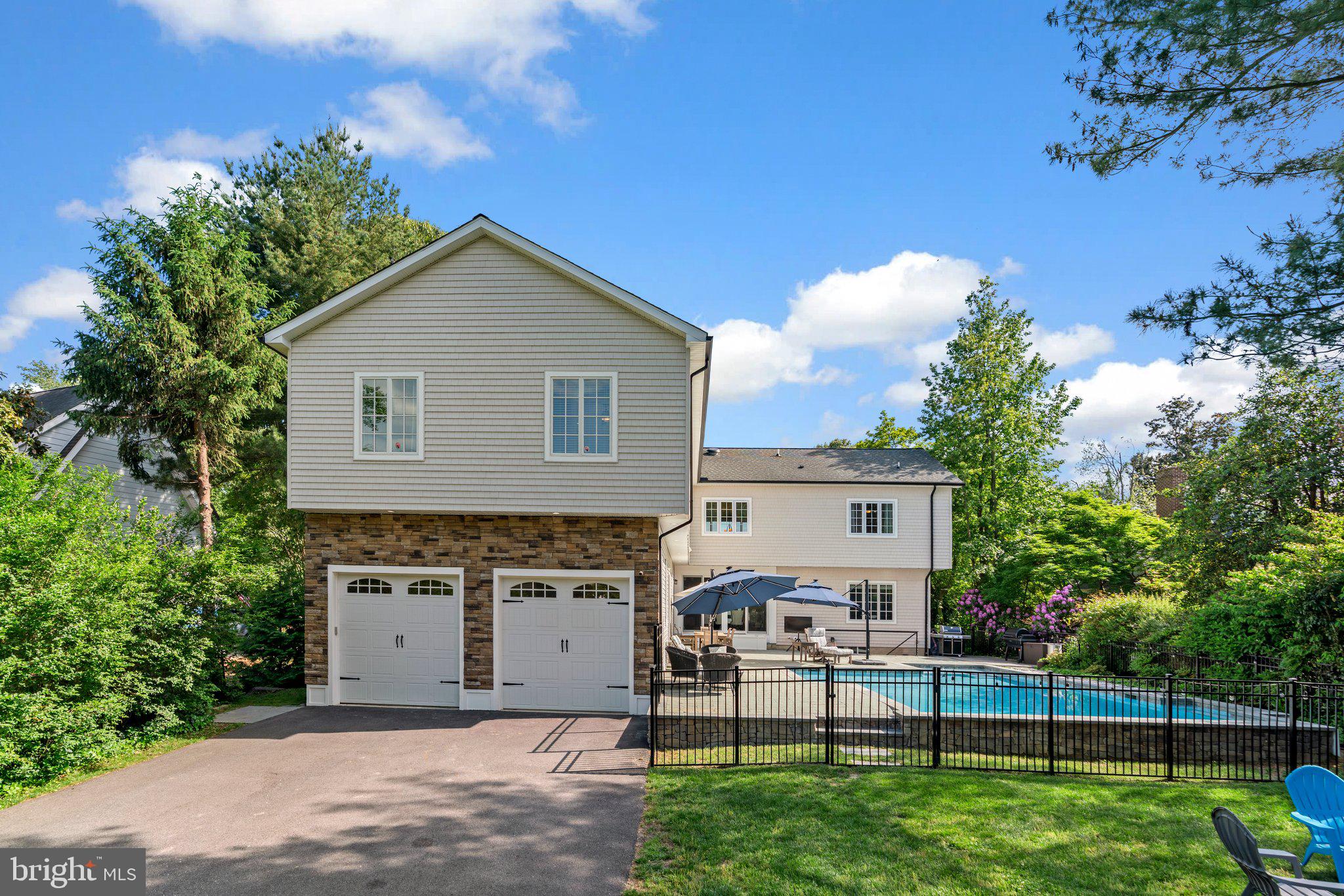 LINSTEAD - Residential