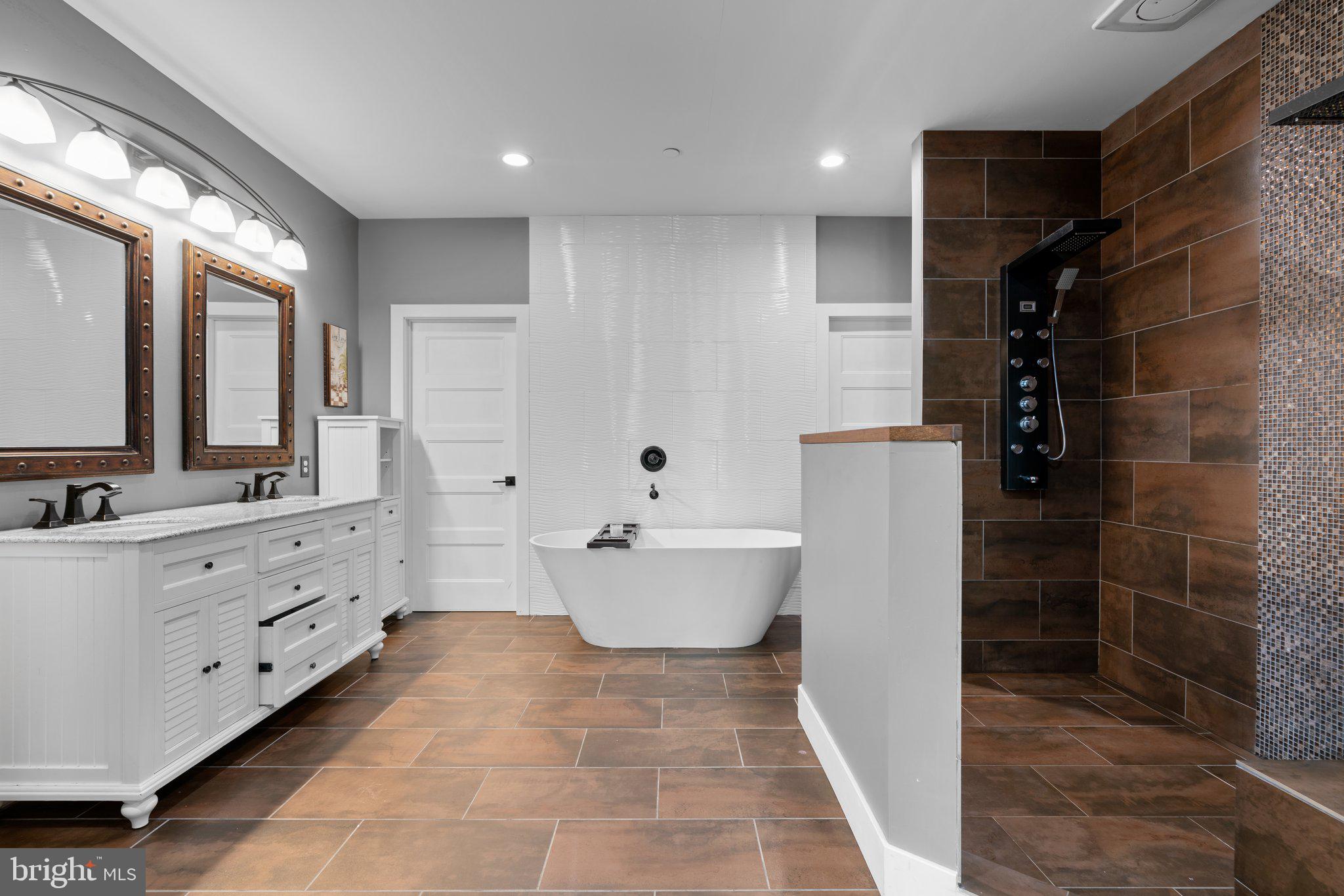 LINSTEAD - Residential