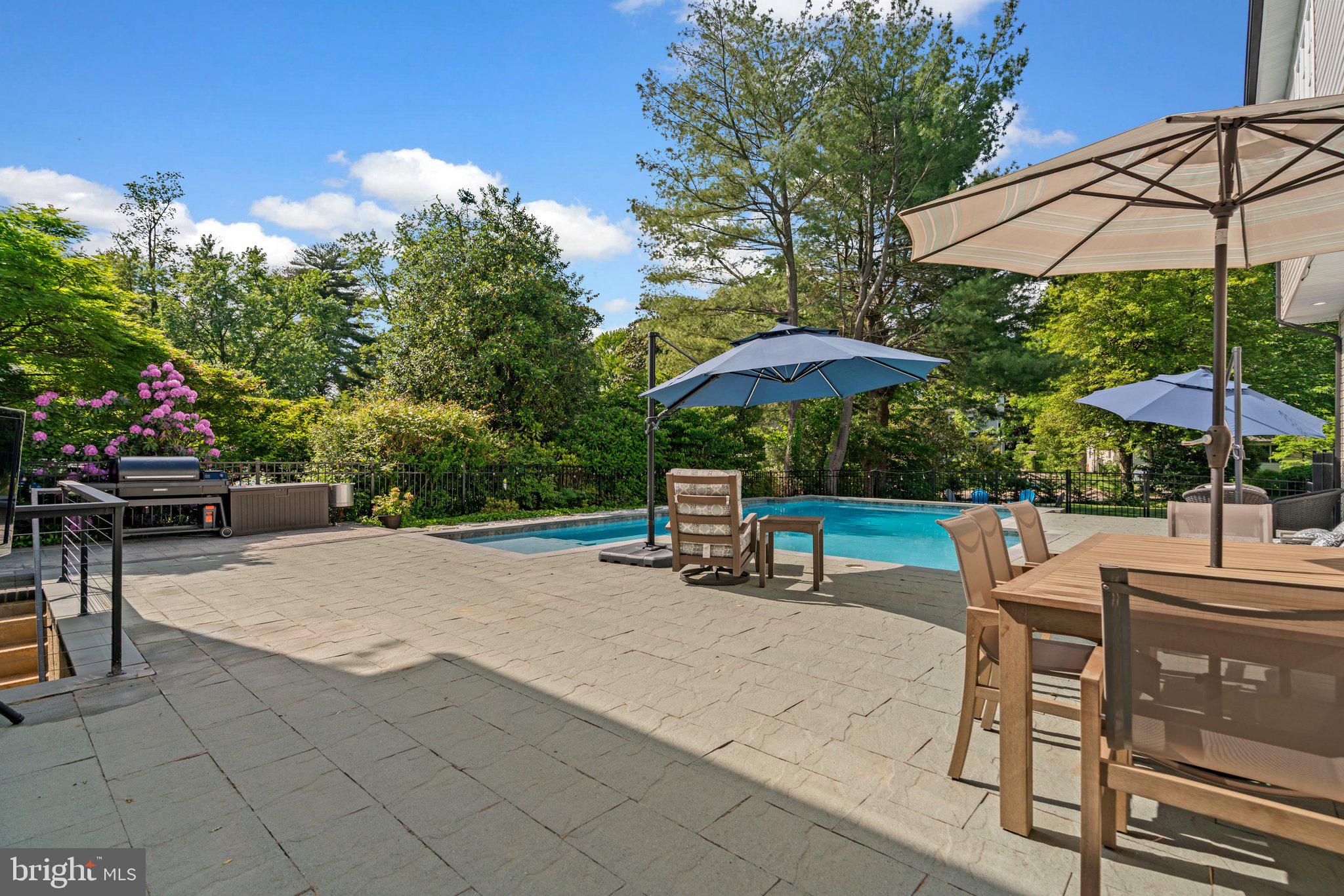 LINSTEAD - Residential