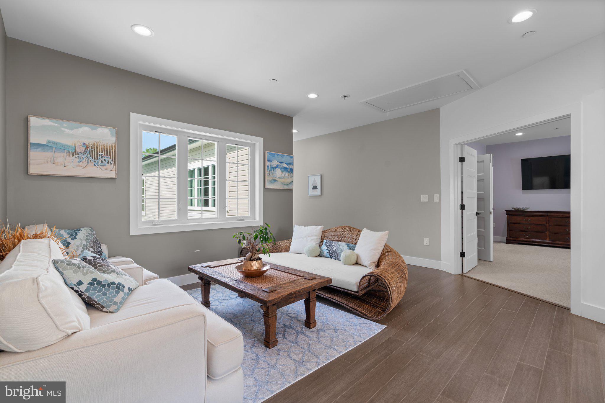 LINSTEAD - Residential