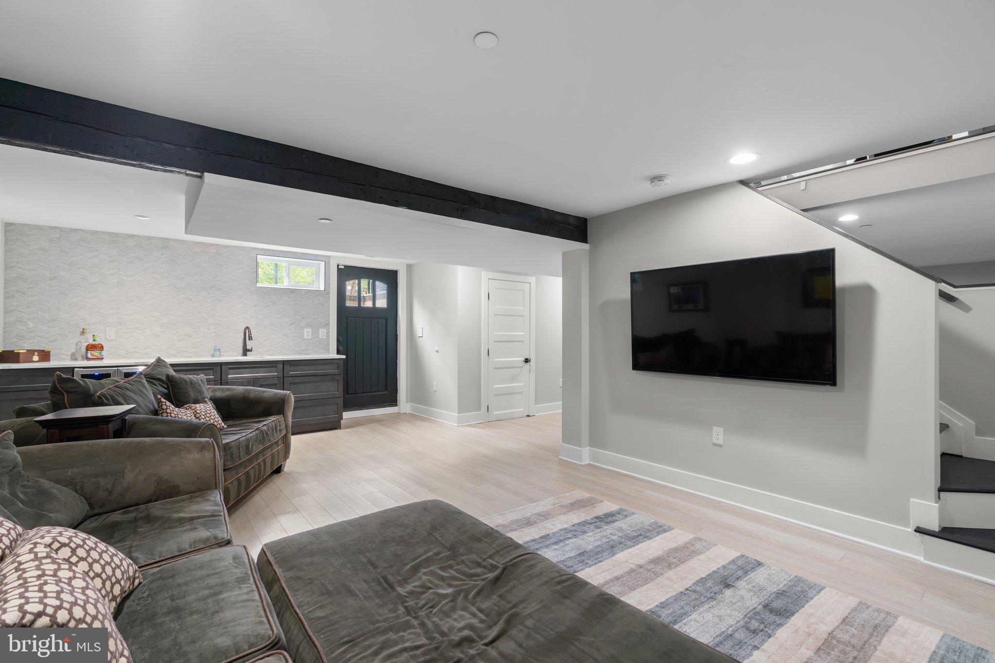 LINSTEAD - Residential