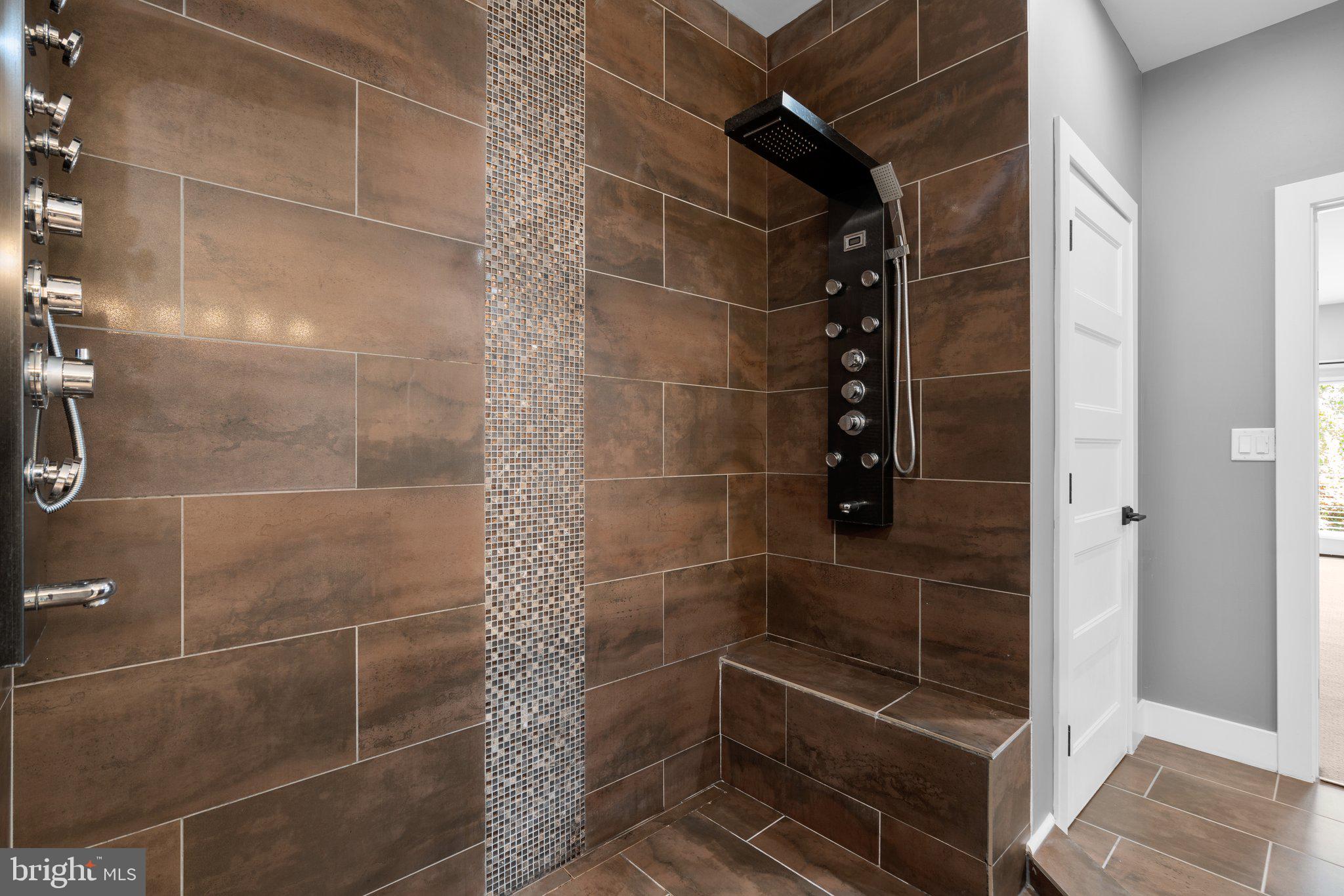 LINSTEAD - Residential