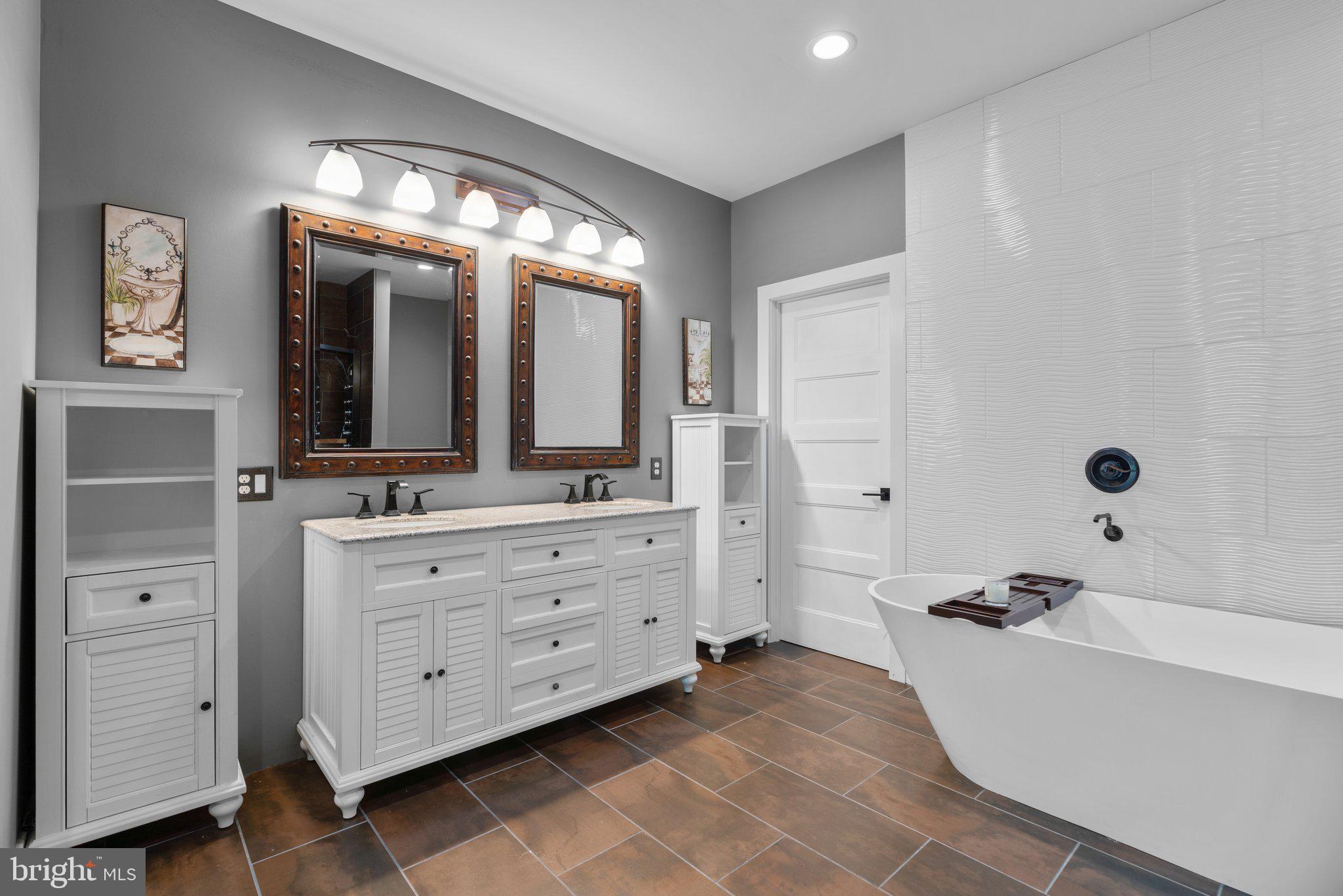 LINSTEAD - Residential