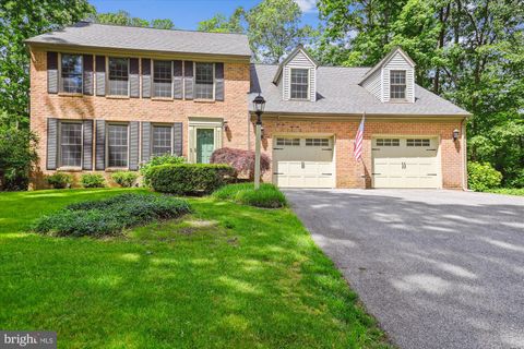 204 AMBLESIDE DRIVE SEVERNA PARK MD 21146