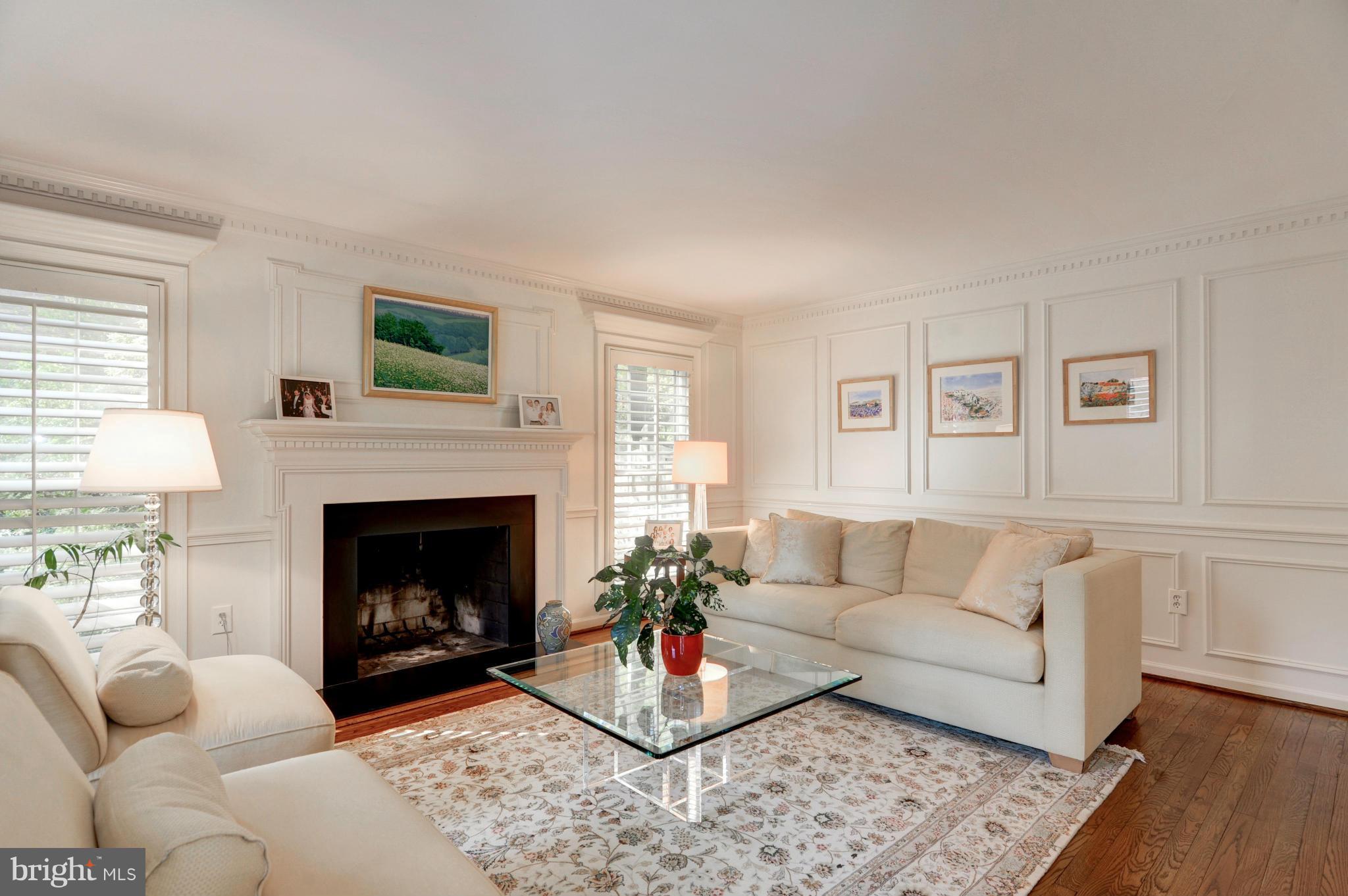 GLEN OAKS - Residential