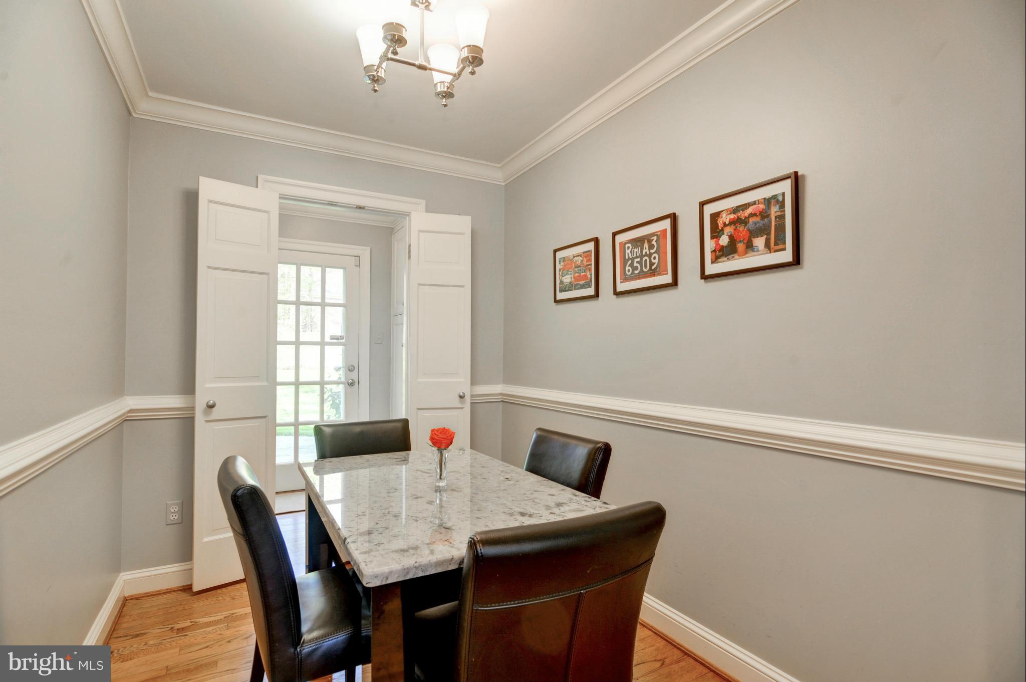 GLEN OAKS - Residential