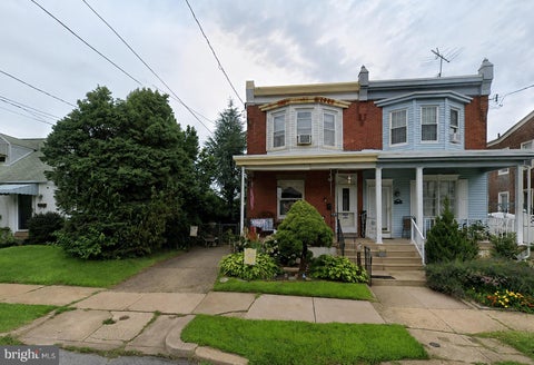 Townhouse For Sale - 529 Solly Avenue<br/> Philadelphia County, PHILADELPHIA, PA 19111