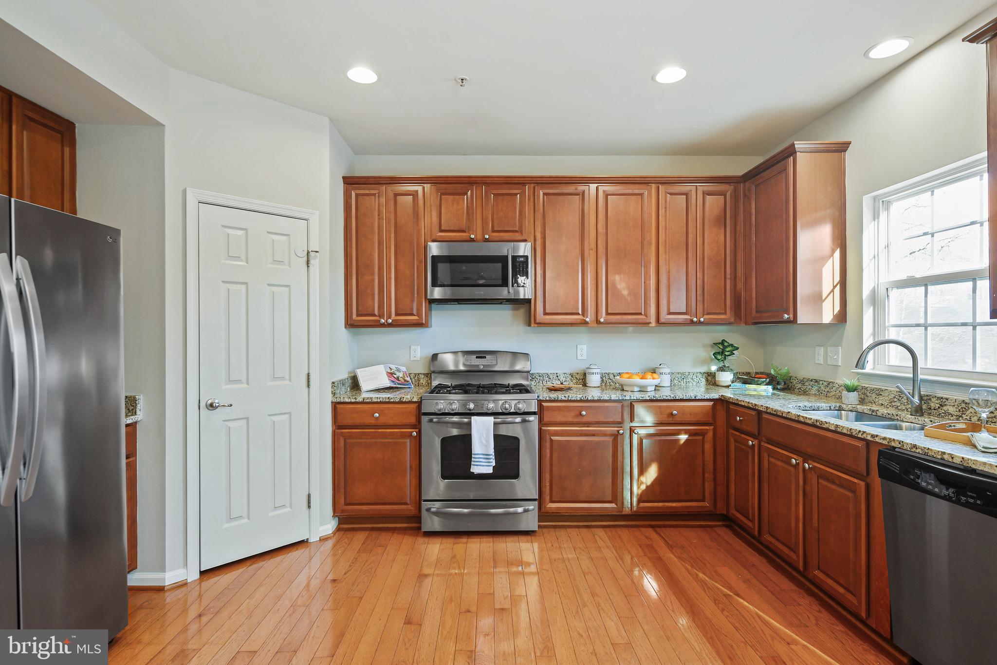 RIVERSIDE OVERLOOK - Residential