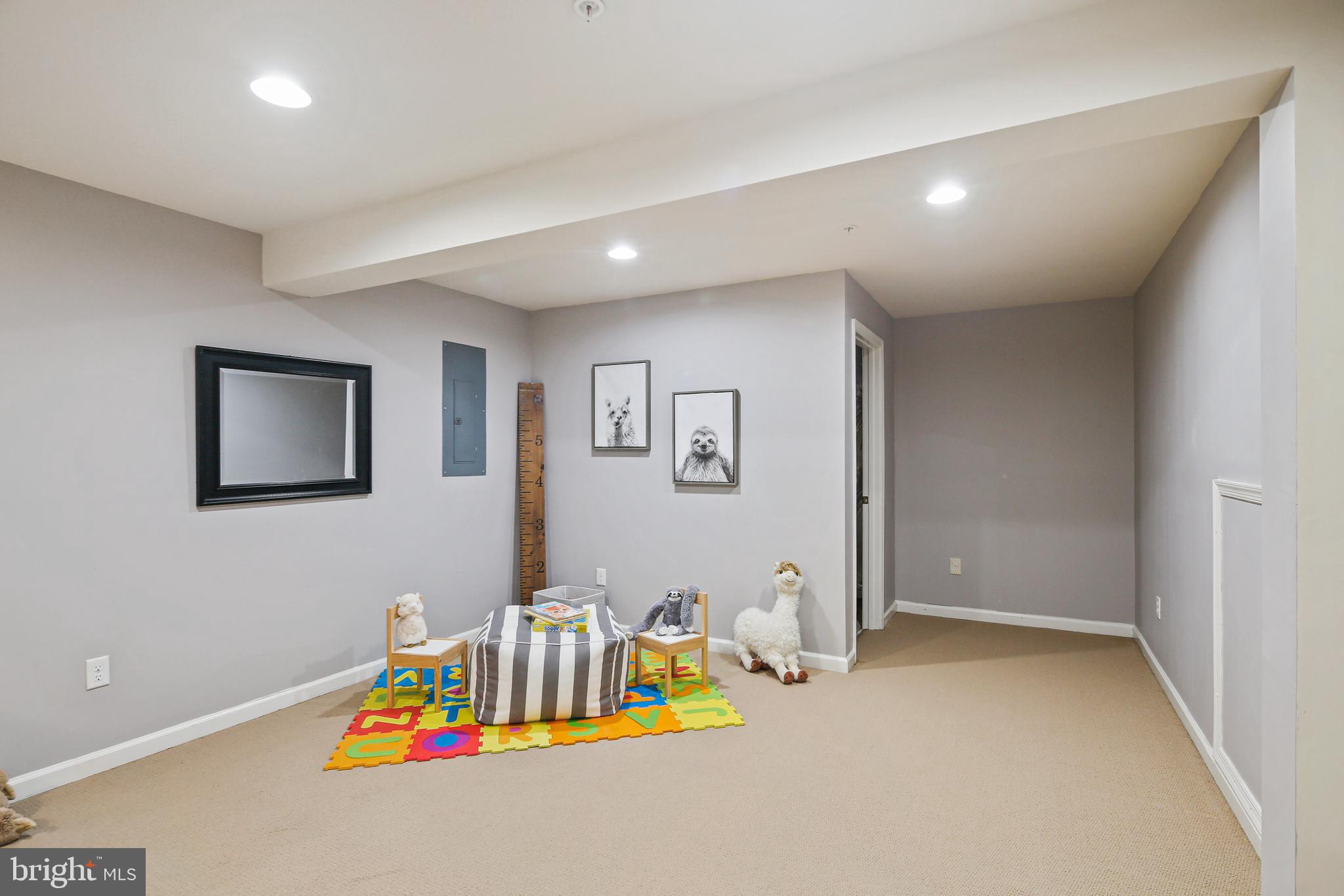 RIVERSIDE OVERLOOK - Residential