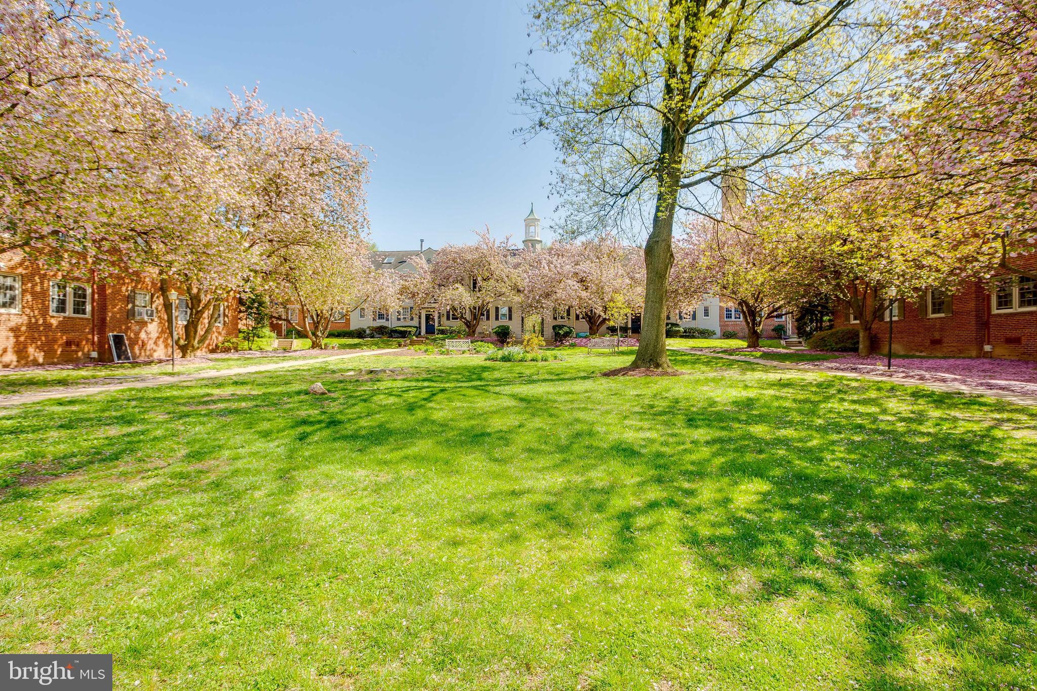 ROCK CREEK VILLAGE CONDOMINIUMS - Residential