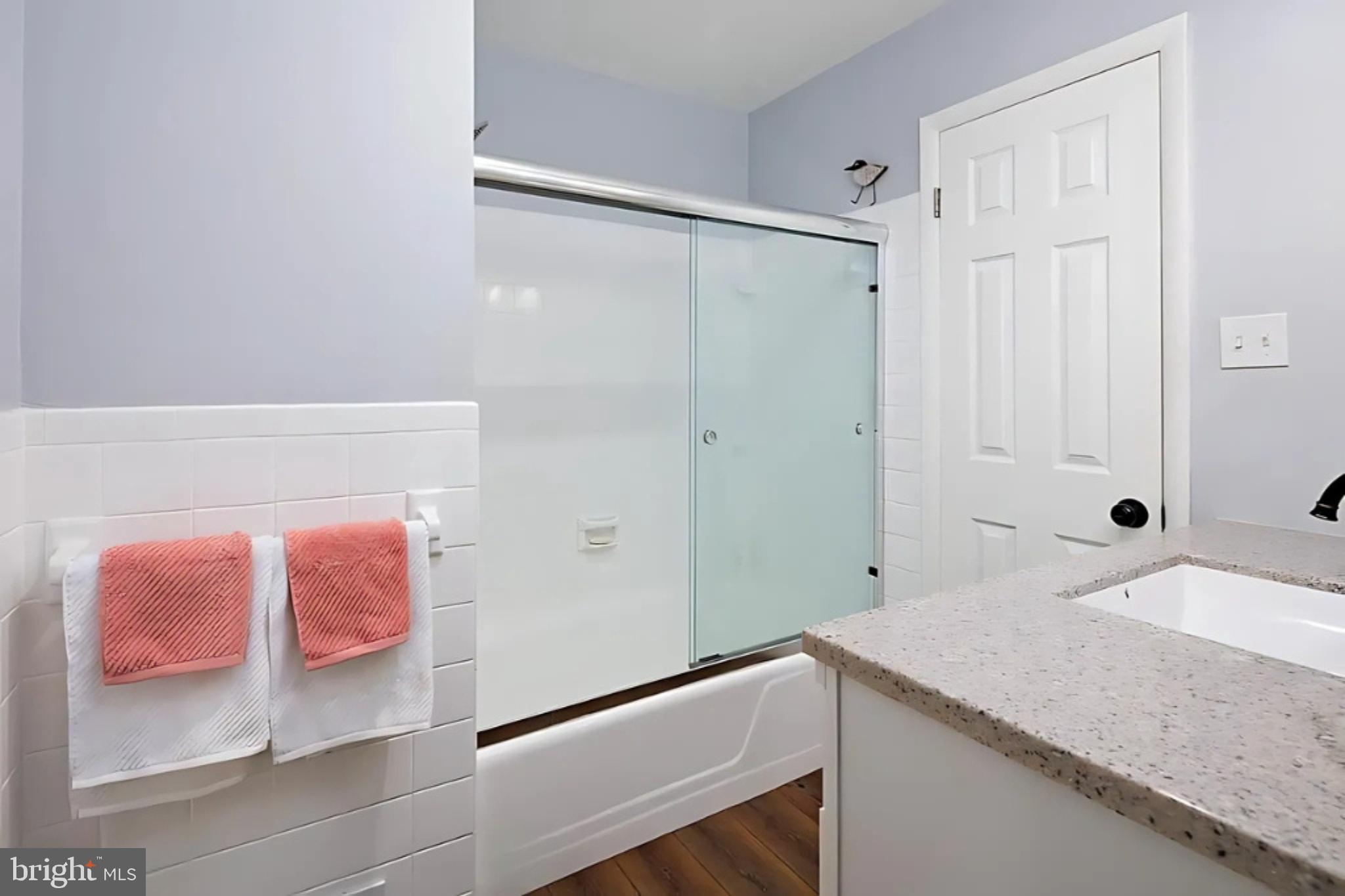 CAVES PARK - Residential