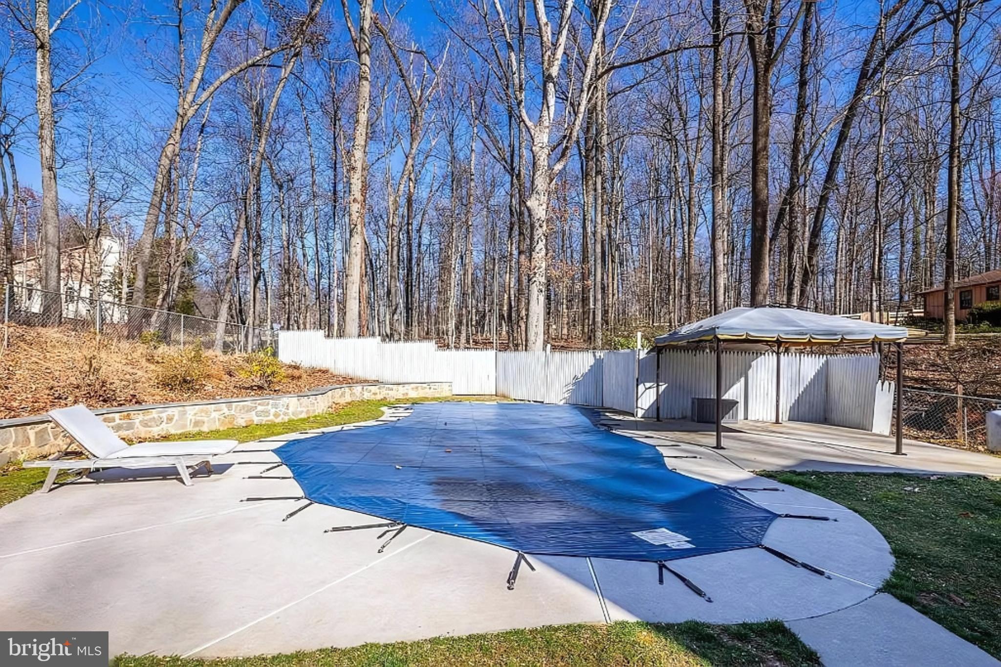 CAVES PARK - Residential