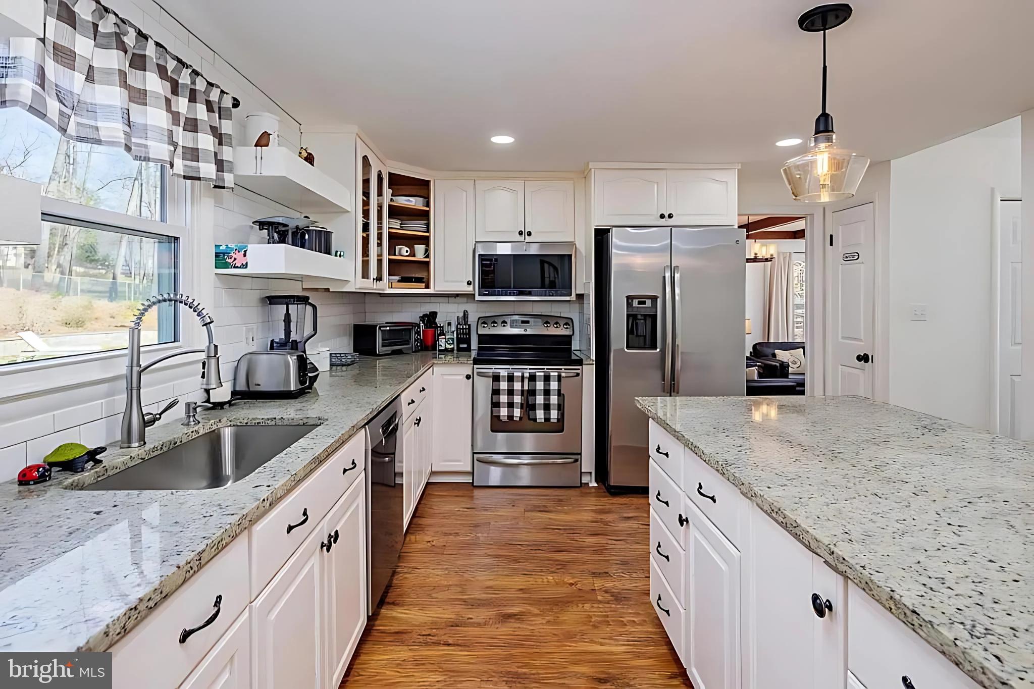 CAVES PARK - Residential