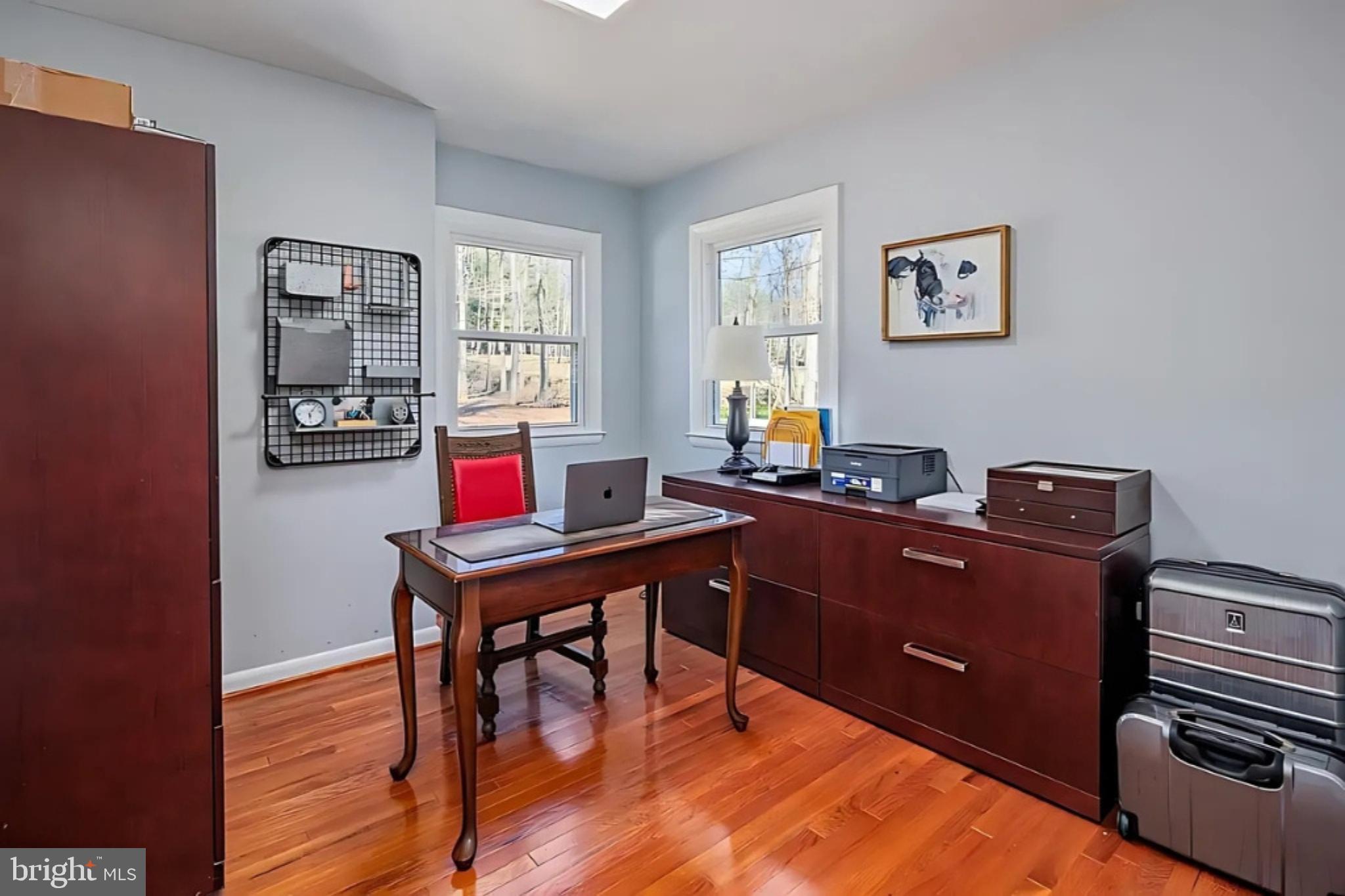 CAVES PARK - Residential