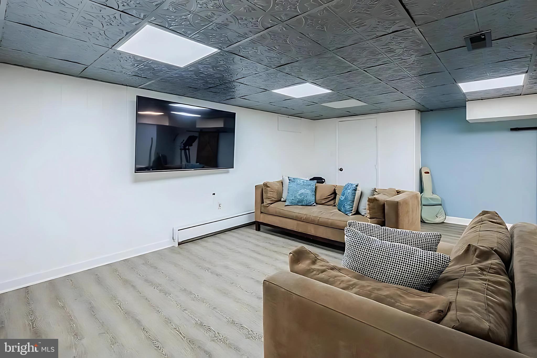 CAVES PARK - Residential