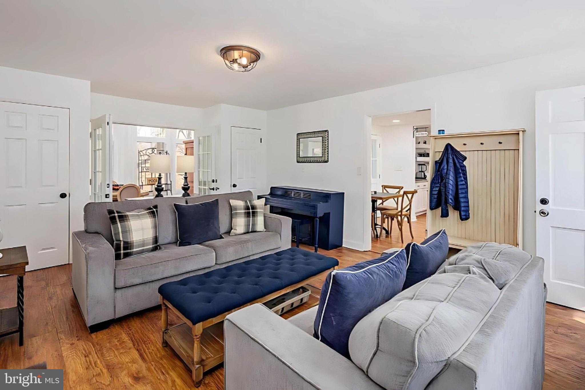 CAVES PARK - Residential