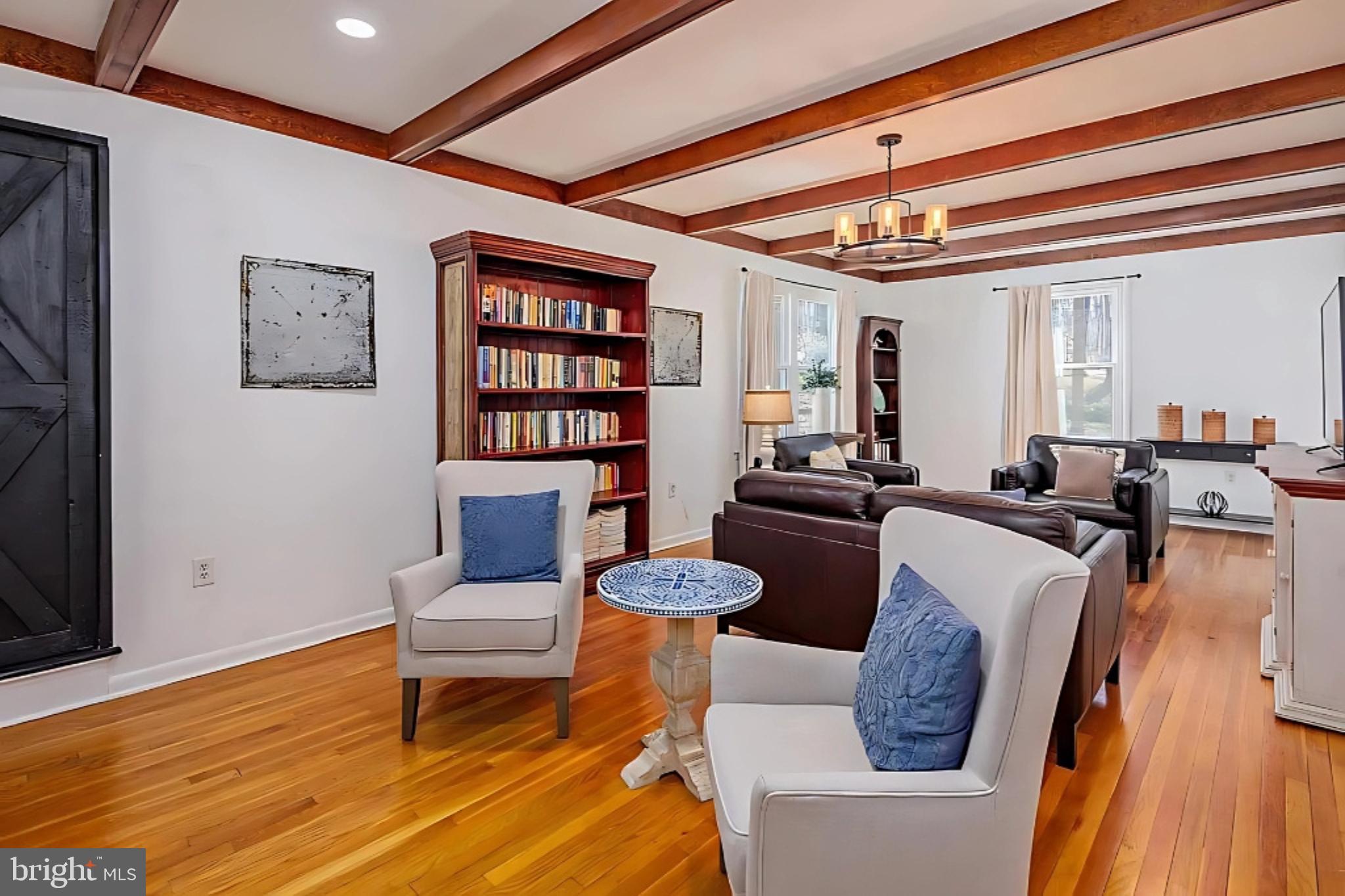 CAVES PARK - Residential