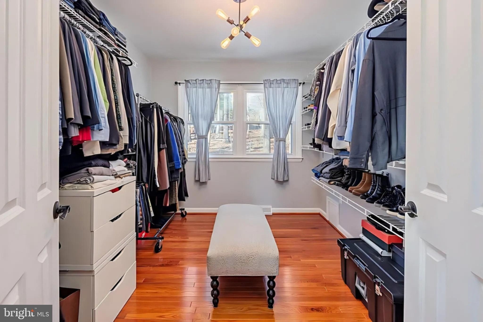 CAVES PARK - Residential