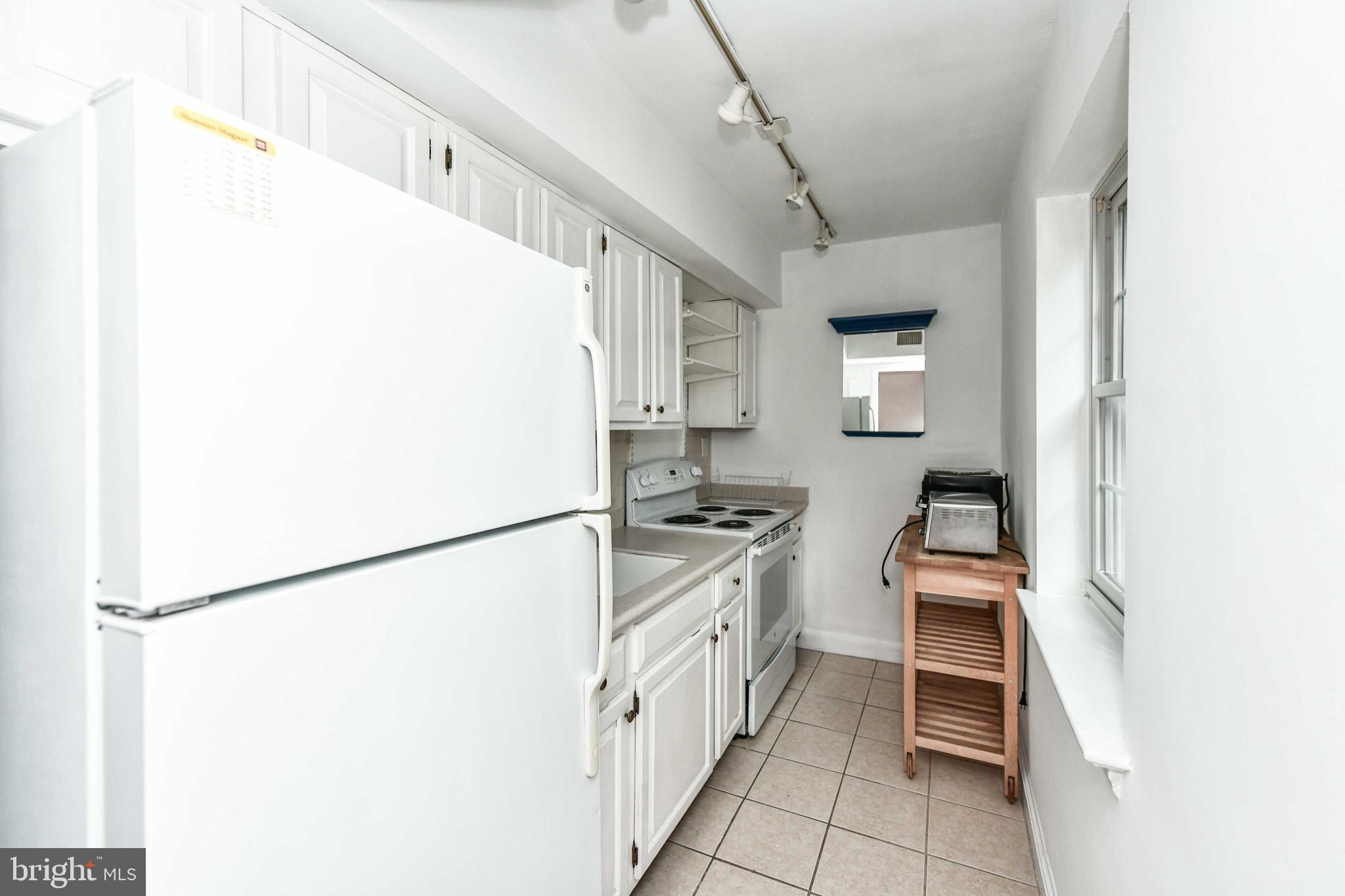 WESTMORELAND TERRACE - Residential Lease