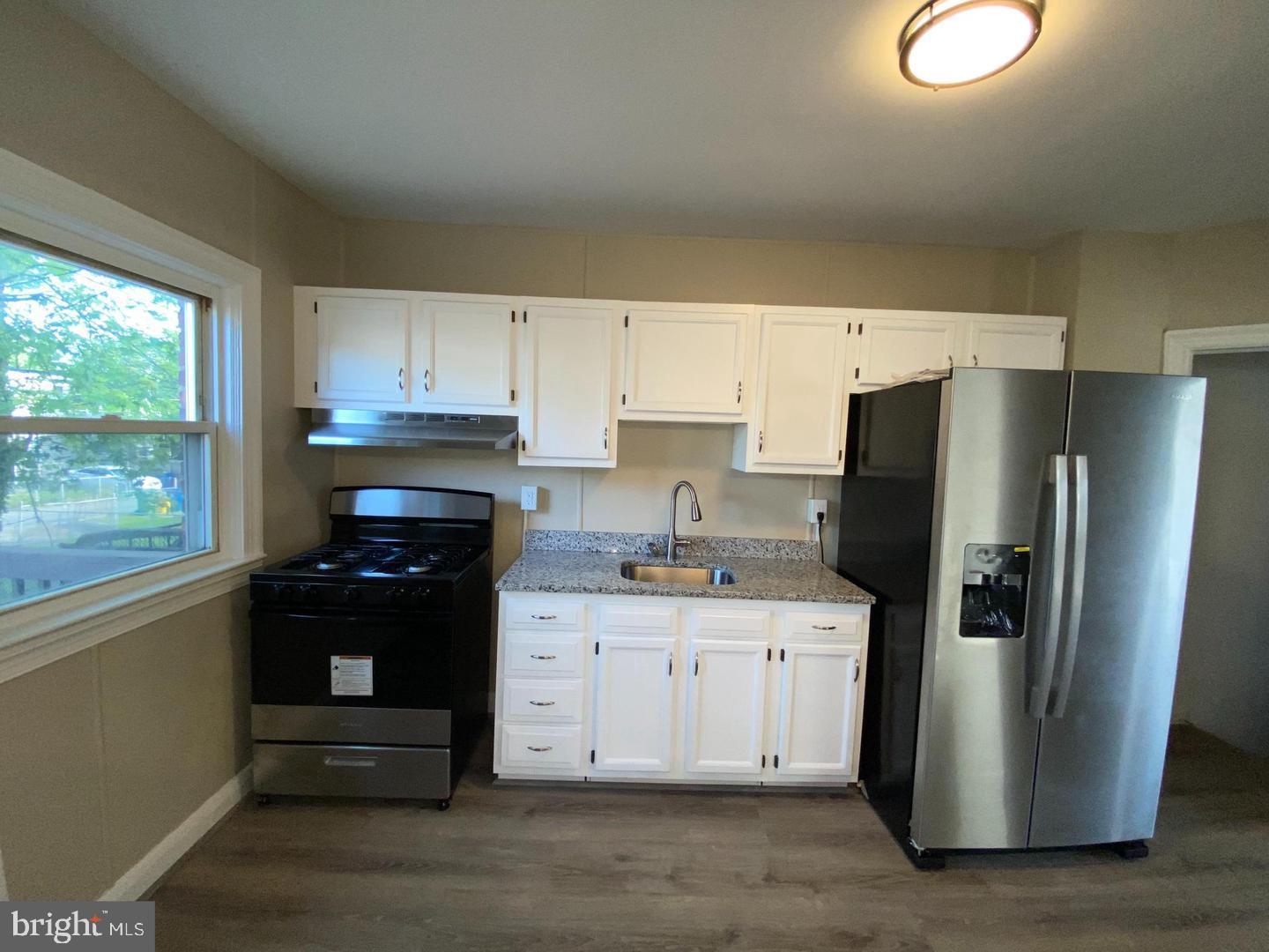 BALTIMORE EAST - SOUTH CLIFTON PARK HIST. DISTRICT - Residential Lease