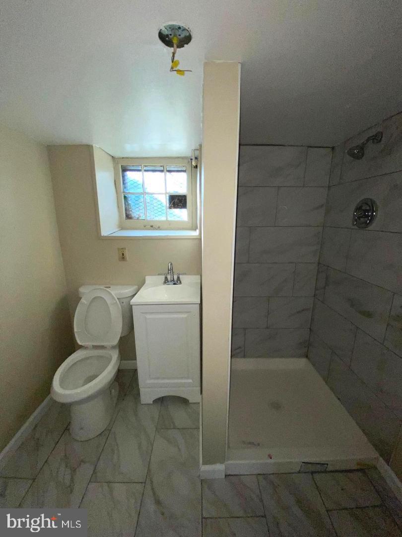 BALTIMORE EAST - SOUTH CLIFTON PARK HIST. DISTRICT - Residential Lease