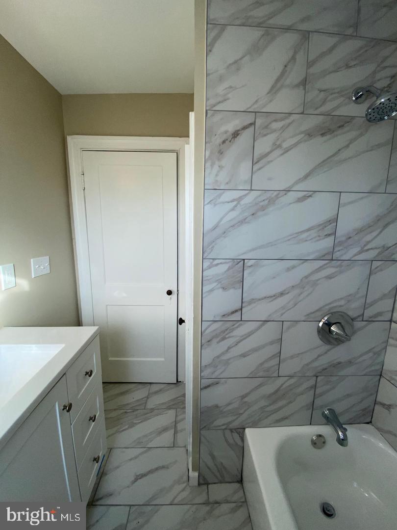 BALTIMORE EAST - SOUTH CLIFTON PARK HIST. DISTRICT - Residential Lease