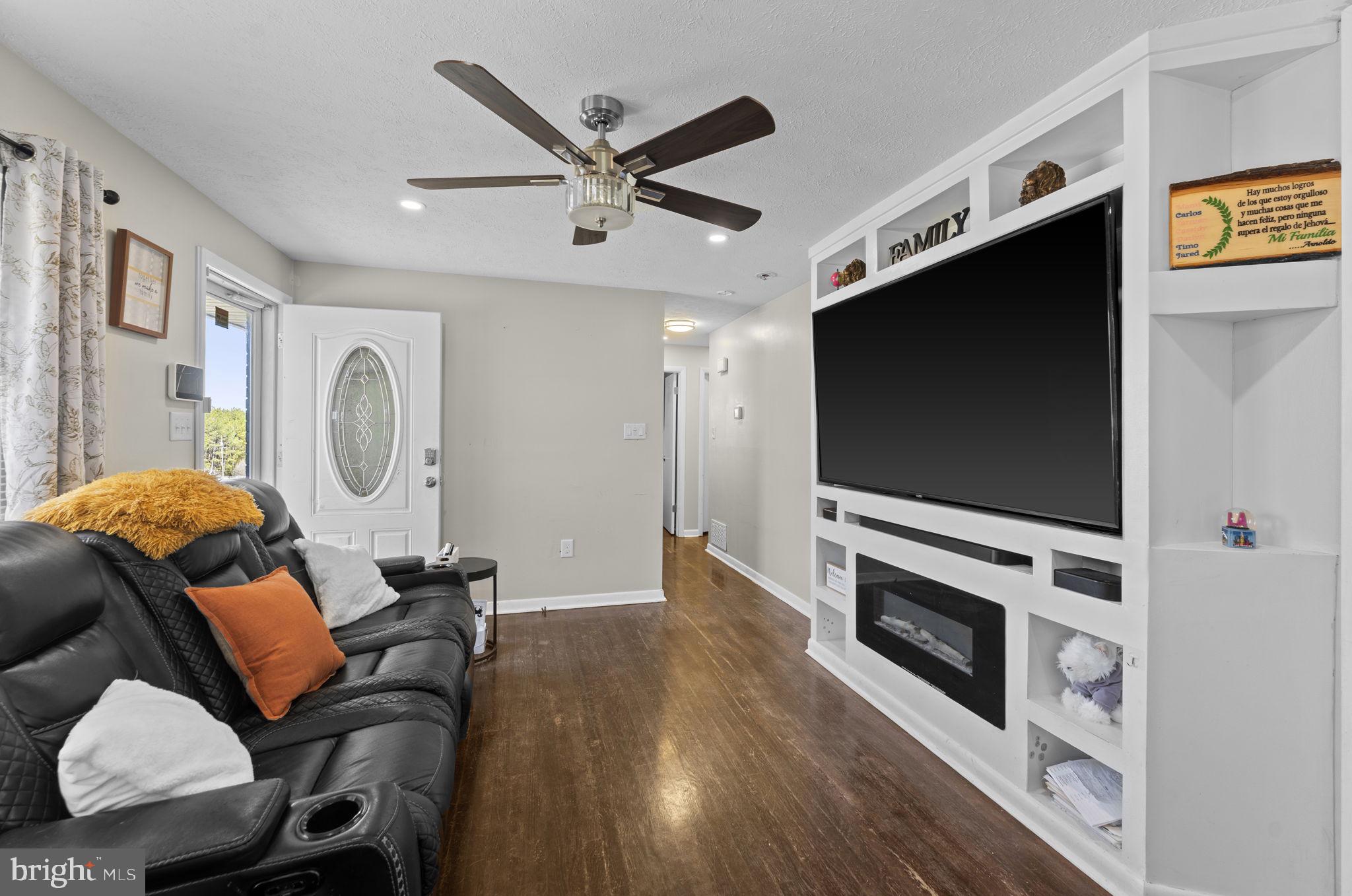 GREATLAND FARMS - Residential