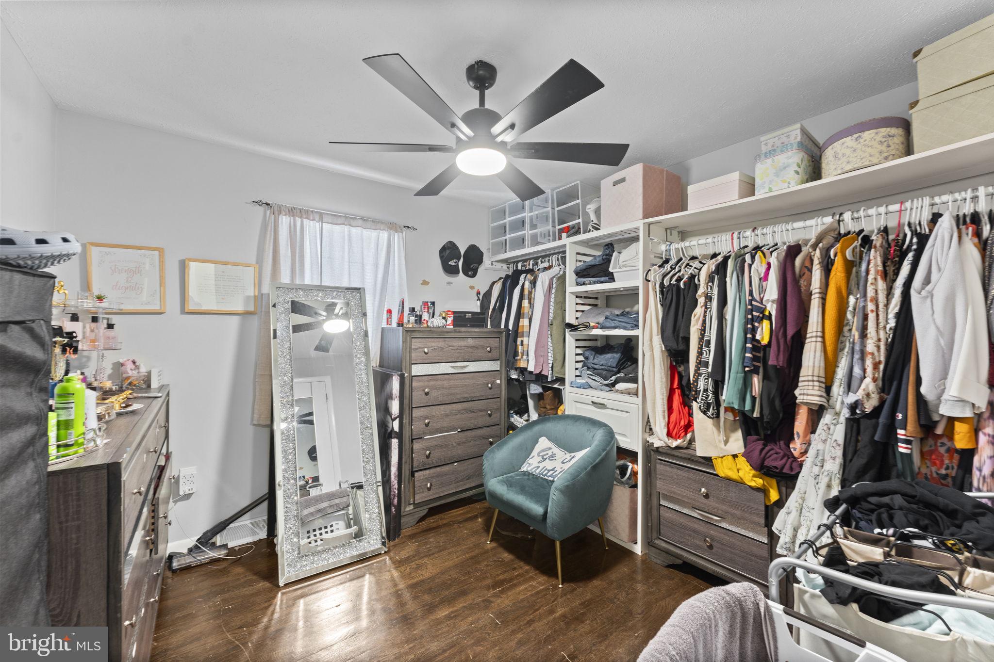 GREATLAND FARMS - Residential