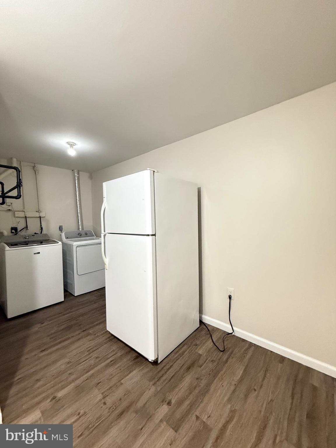 BALLANTRAYE - Residential Lease