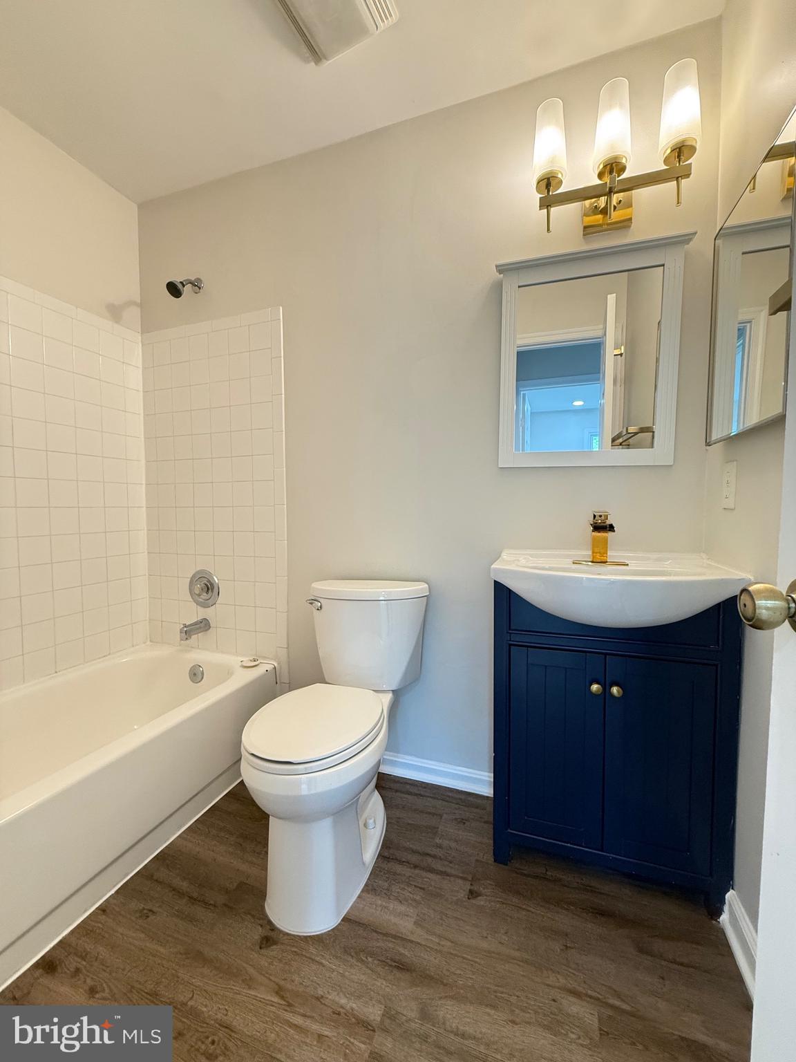 BALLANTRAYE - Residential Lease