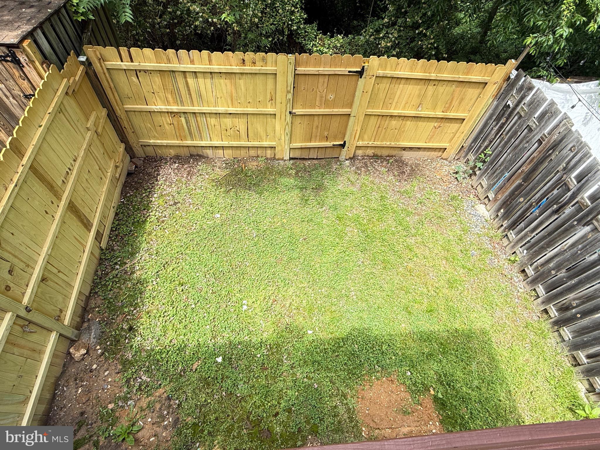 BALLANTRAYE - Residential Lease