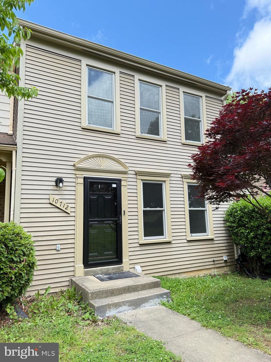 You are cordially invited to explore this exquisite townhome. Recent enhancements include fresh paint and new carpeting throughout the upper and lower levels. This residence offers three comfortable bedrooms and two full bathrooms on the upper level, providing ample space. The main level boasts a generously sized open-concept living room, ideal for social gatherings or relaxation. The kitchen features luxurious upgraded countertops and modern smart technology stainless-steel appliances, transforming cooking into a pleasure. This home is also equipped with smart technology switches and a Nest thermostat. Adjacent to the kitchen, a deck can be accessed for a breath of fresh air. A half bath is conveniently located on the main floor. The lower level features an expansive recreational room with a charming fireplace, perfect for intimate gatherings. Additionally, it includes a full bathroom, sizeable storage area, and a washer and dryer for your convenience. The fenced backyard, which borders tranquil trees, provides a soothing retreat within your home. Situated near grocery stores, restaurants, shops, and hospitals, this home is a must-visit.