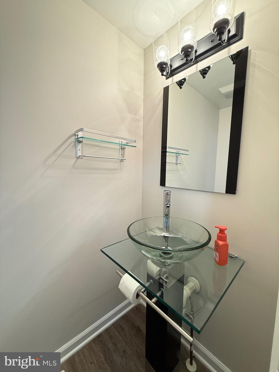 BALLANTRAYE - Residential Lease