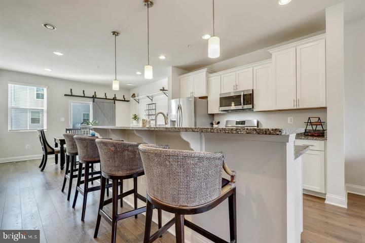 OXFORD SQUARE - Residential Lease