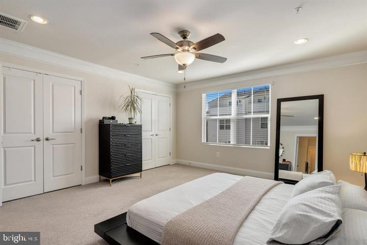 OXFORD SQUARE - Residential Lease