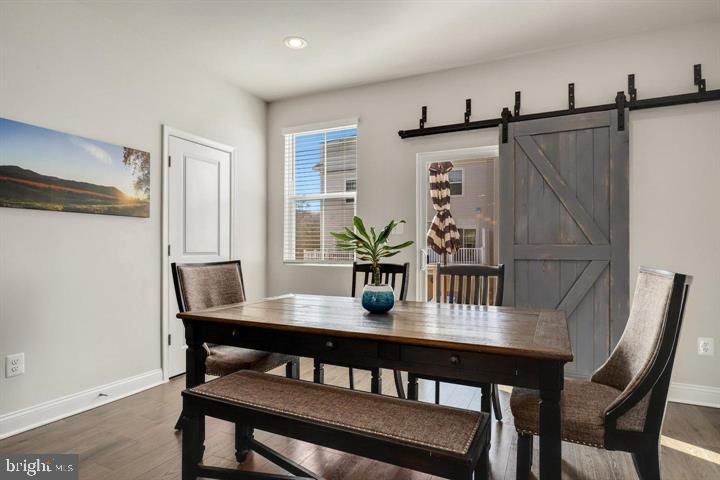 OXFORD SQUARE - Residential Lease