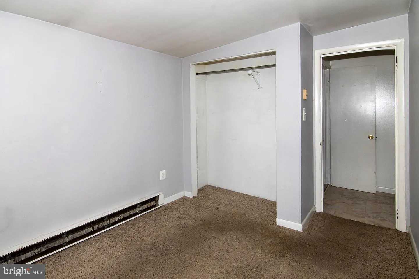 Clementon, New Jersey 08021, United States, 2 Bedrooms Bedrooms, ,1 BathroomBathrooms,Residential,Pending,89300