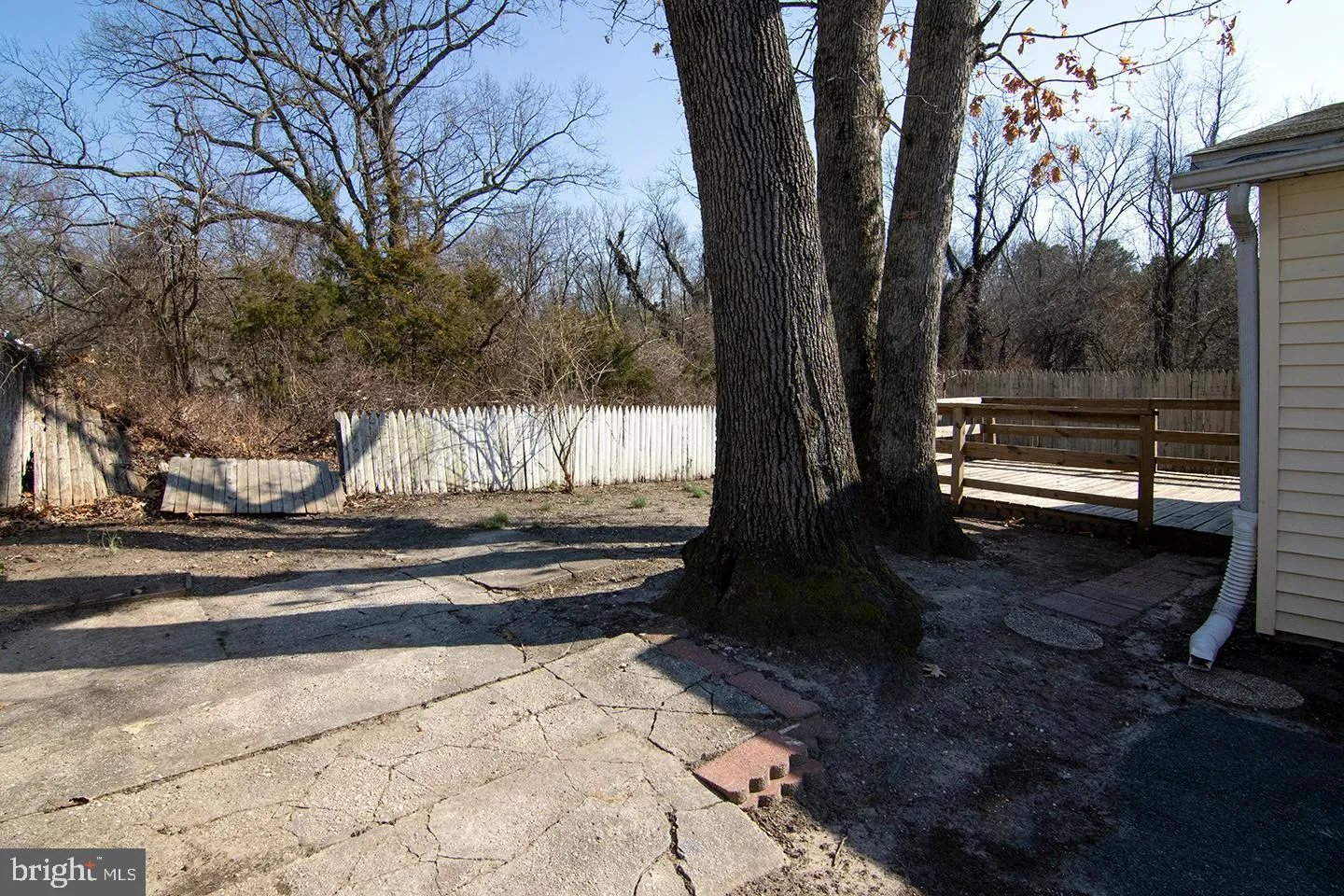 Clementon, New Jersey 08021, United States, 2 Bedrooms Bedrooms, ,1 BathroomBathrooms,Residential,Pending,89300