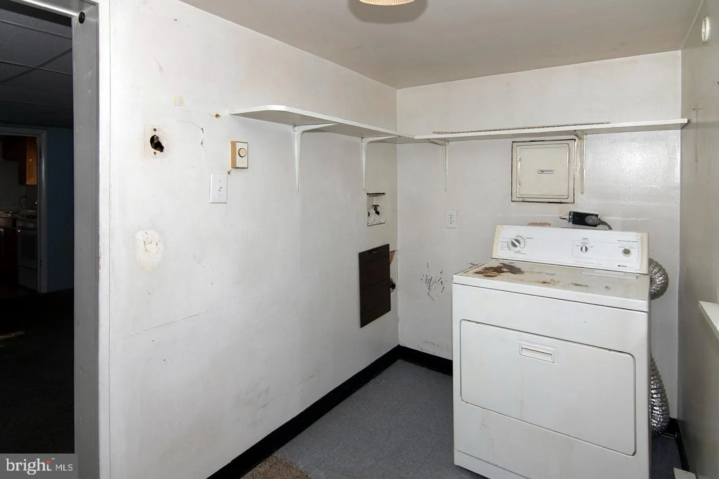 Clementon, New Jersey 08021, United States, 2 Bedrooms Bedrooms, ,1 BathroomBathrooms,Residential,Pending,89300