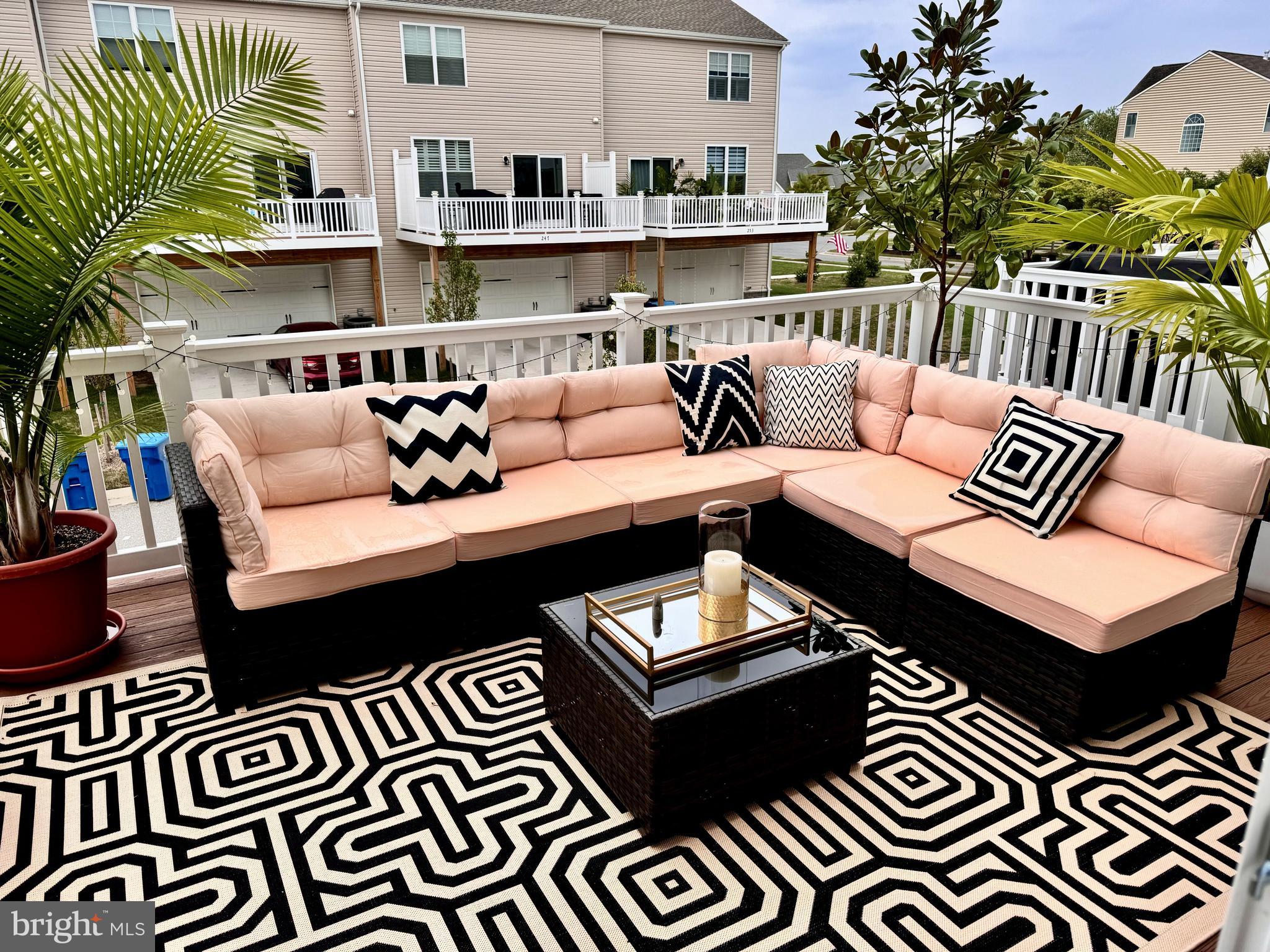 ELLENDALE - Residential