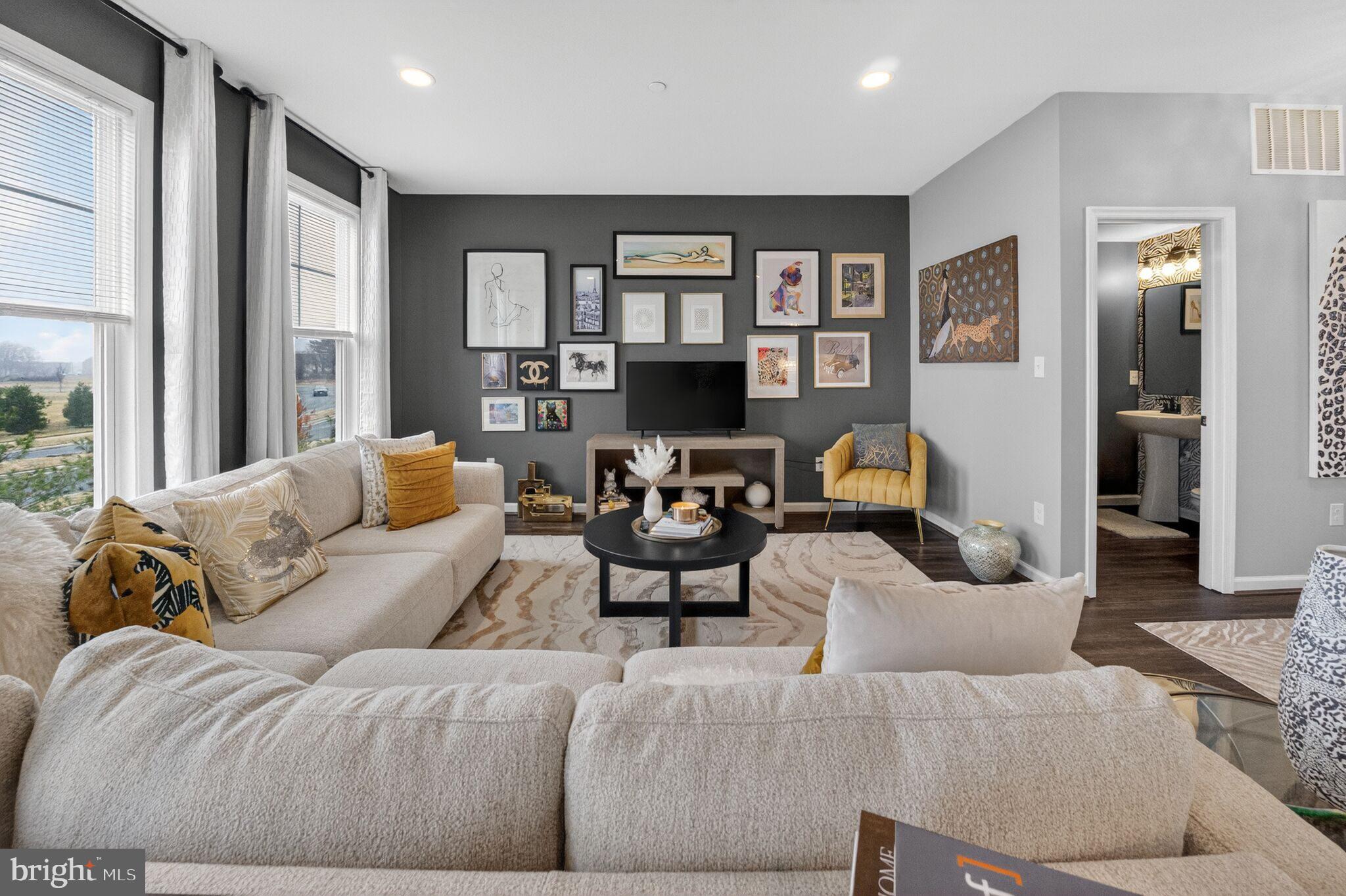 ELLENDALE - Residential